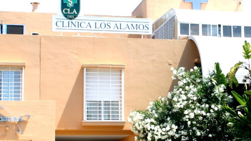 José María González Montaño / Clinica Los Álamos