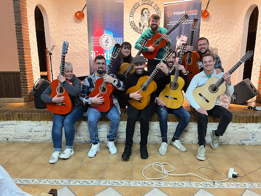 Academia de guitarra Miguel Salado